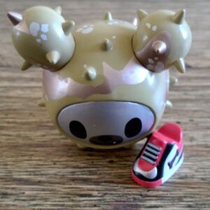 🦋 TOKIDOKI FIGURE 🦋